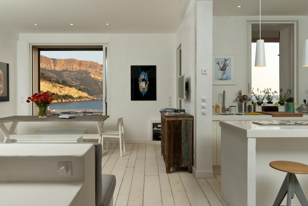 Les Barques, Vue Splendide Sur Le Port De Cassisアパートメント 部屋 写真
