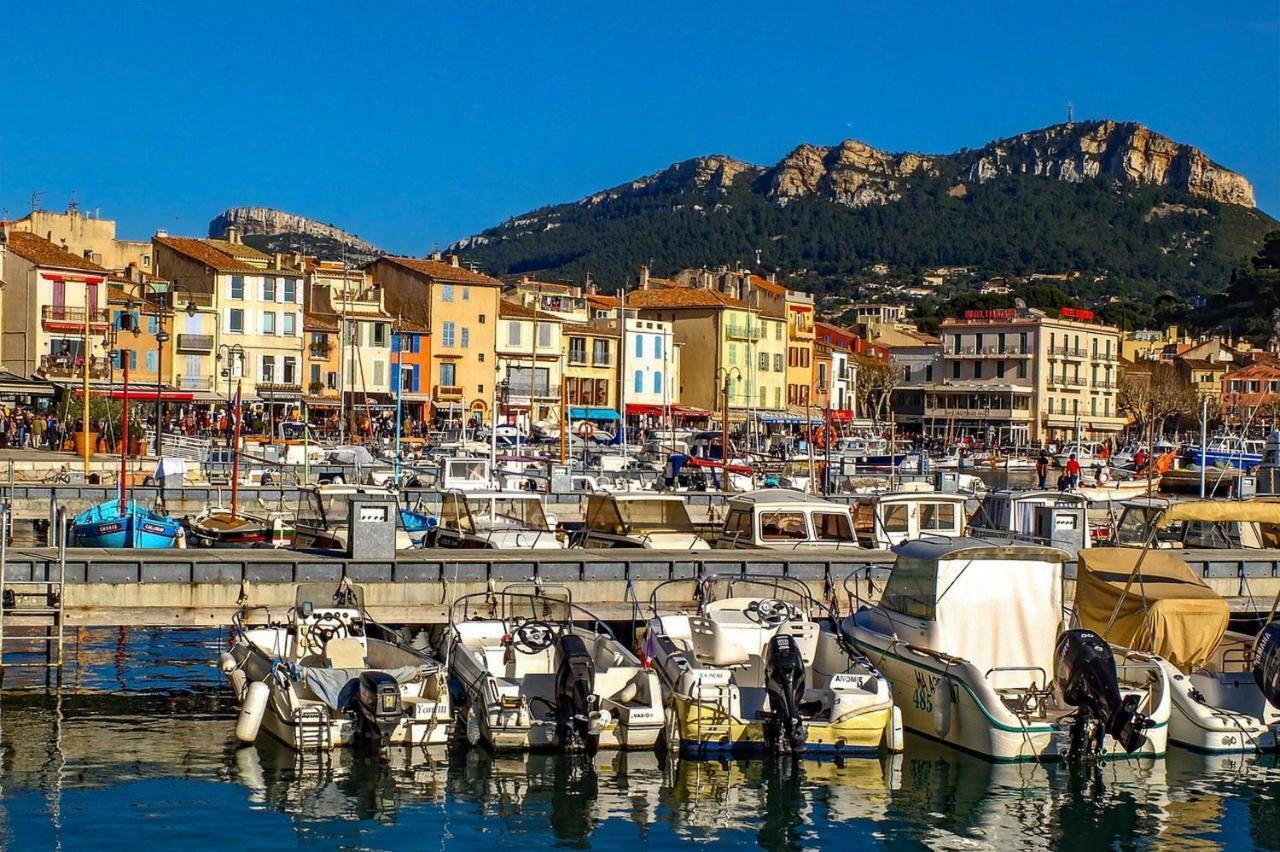Les Barques, Vue Splendide Sur Le Port De Cassisアパートメント エクステリア 写真