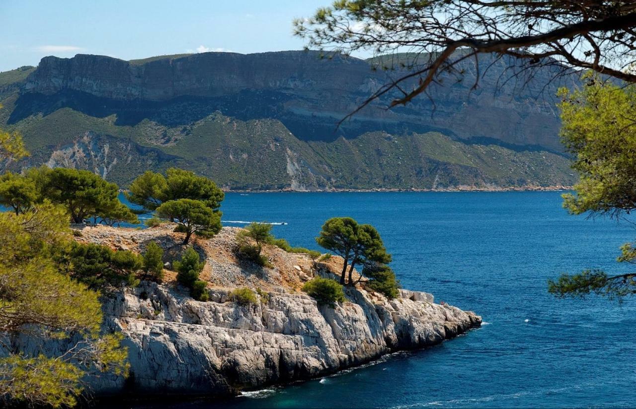 Les Barques, Vue Splendide Sur Le Port De Cassisアパートメント エクステリア 写真